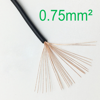 le PVC de 0.75mm a isolé la tension flexible de mètre du câble 100/petit pain 300V 500V