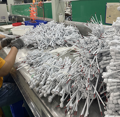 Le PVC a isolé le connecteur de harnais de fil électrique
